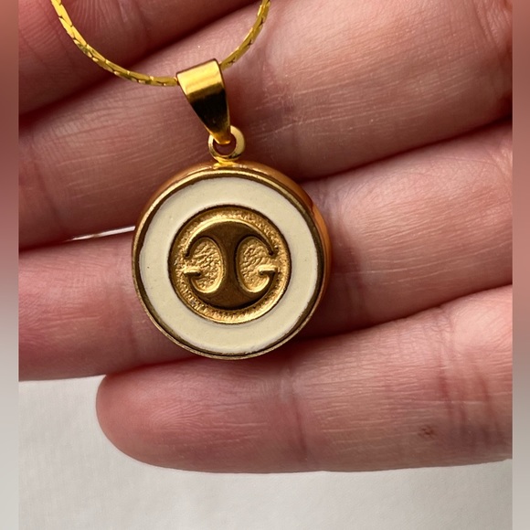 VINTAGE GUCCI GG Necklace - Picture 11 of 11
